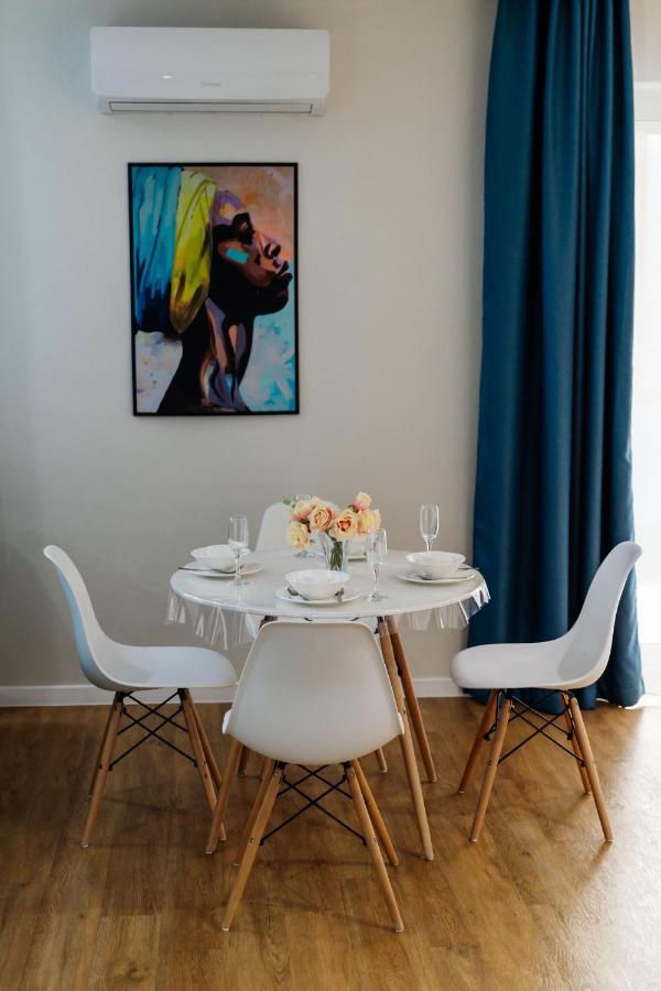 Shanti, Best Apts Uralsk Ngoại thất bức ảnh